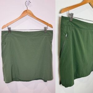 Kyodan Army Green Skort with Zipper Pockets (Large)